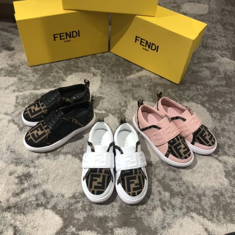 FENDI SHOES Premium 30205