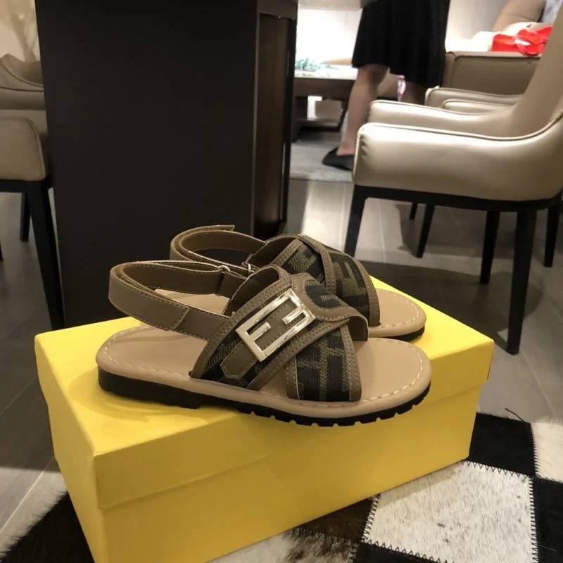 ComfortFit FENDI SHOES 30208