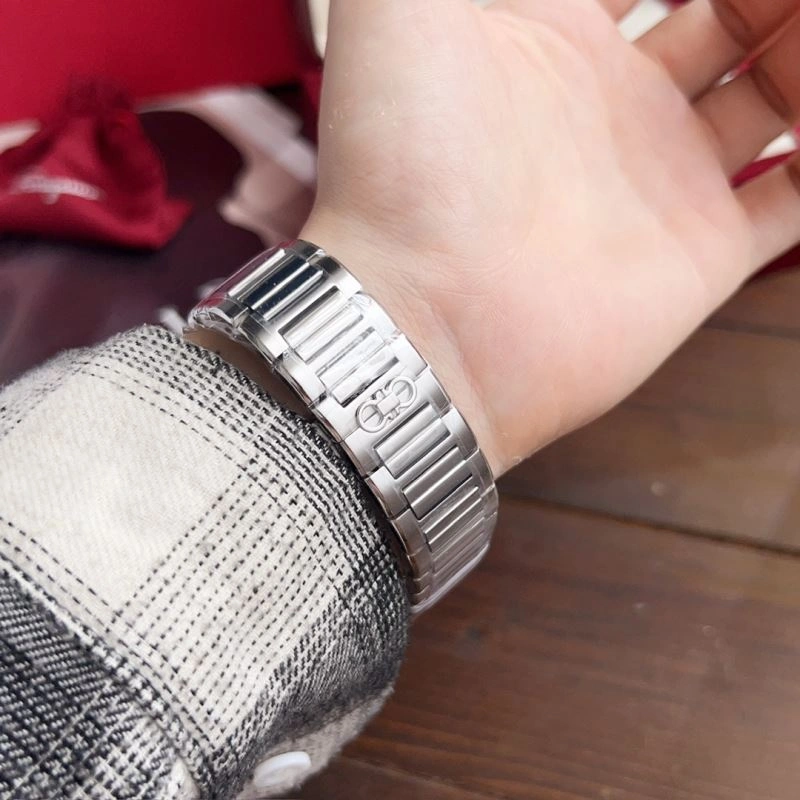 Cozy FERRAGAMO Watches 182375