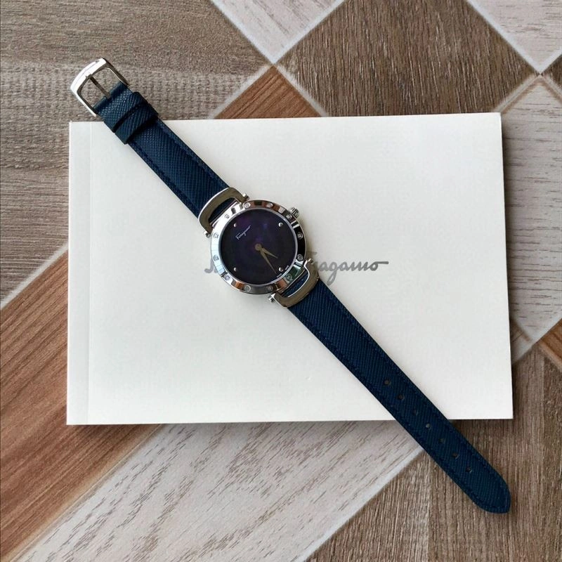 FERRAGAMO Watches Unique 182360