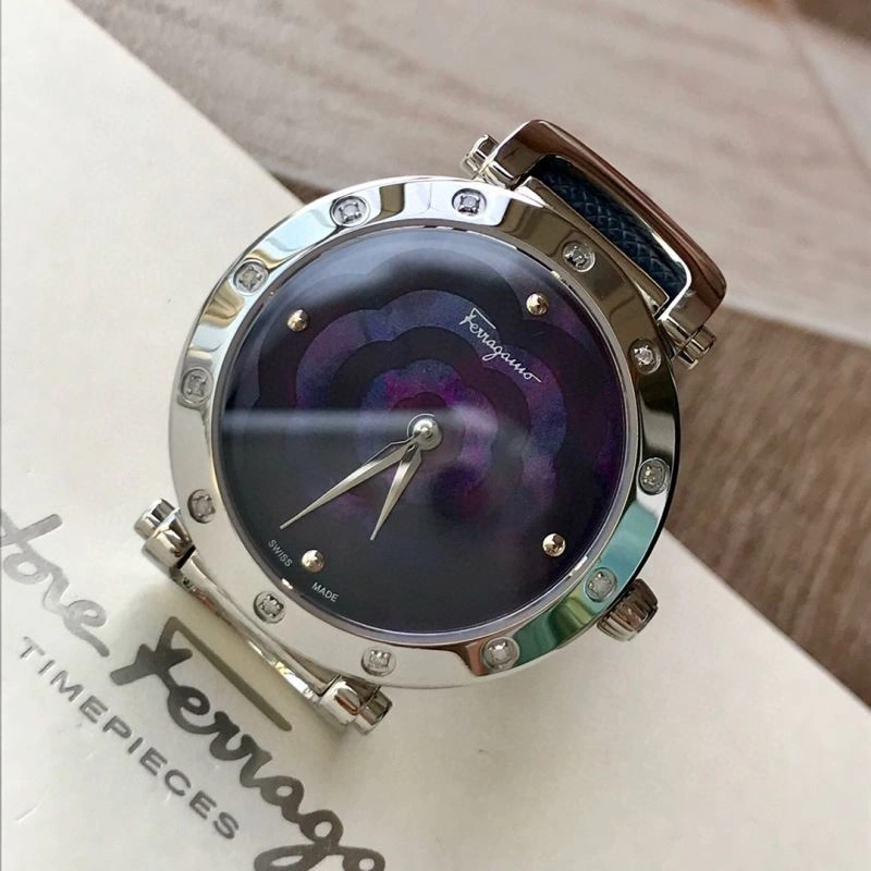 FERRAGAMO Watches Unique 182360