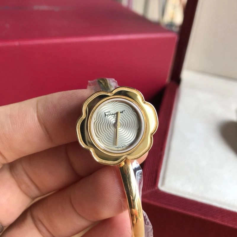 FERRAGAMO Watches WeatherProof 182355