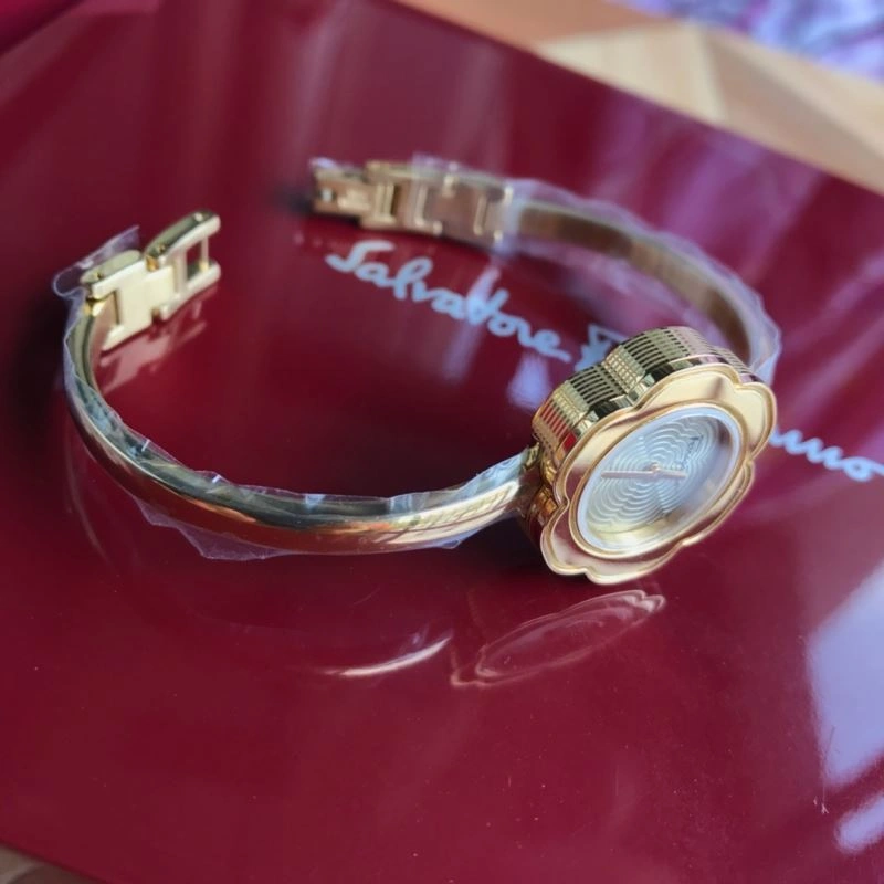 FERRAGAMO Watches WeatherProof 182355