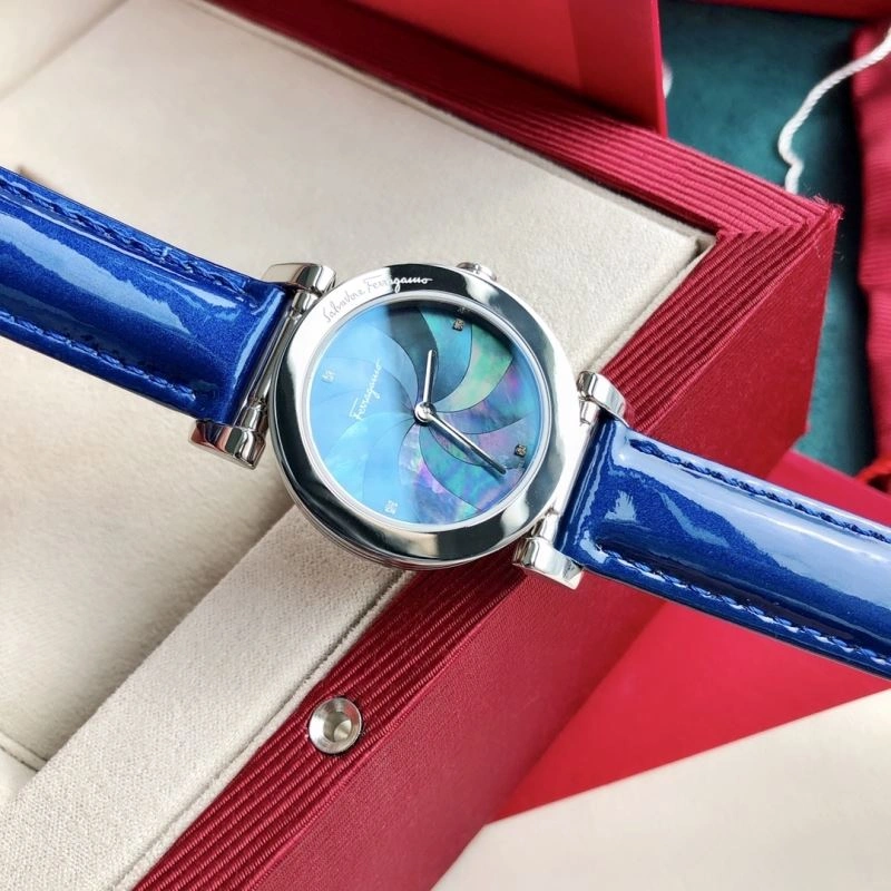 FERRAGAMO Watches Durable 182357