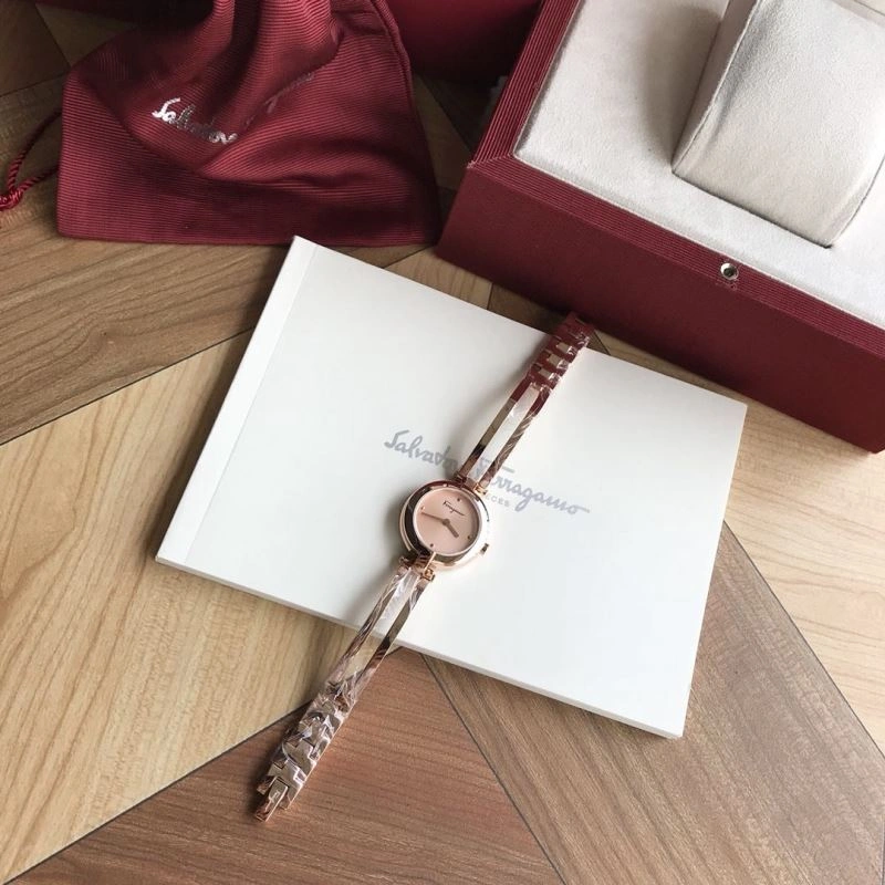 FERRAGAMO Watches UrbanChic 182350