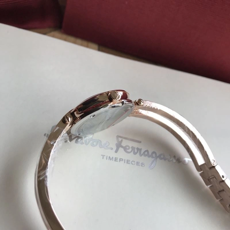 FERRAGAMO Watches UrbanChic 182350