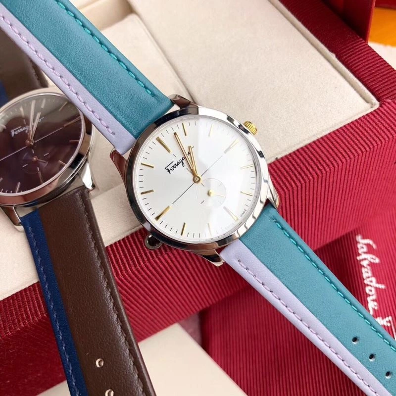 Vibrant FERRAGAMO Watches 182349
