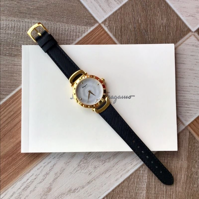 Sleek FERRAGAMO Watches 182334