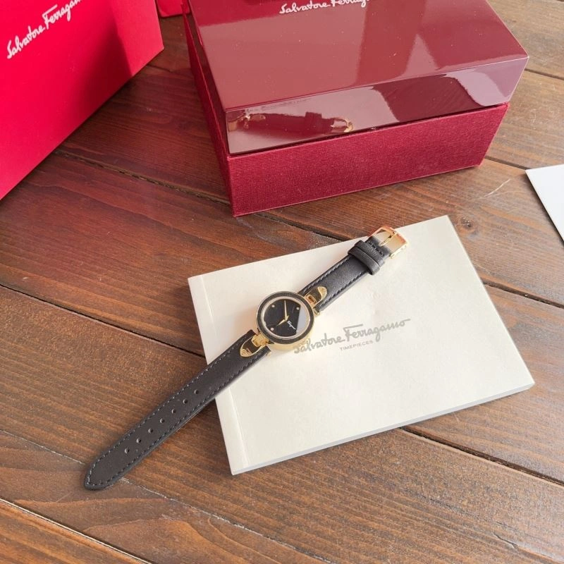 FERRAGAMO Watches Elegant 182322