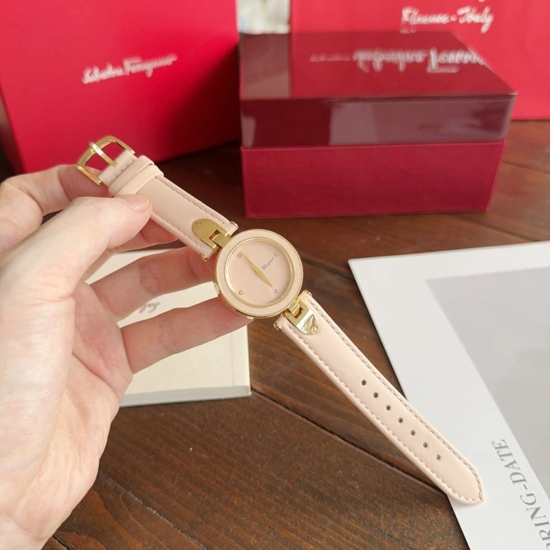 Contemporary FERRAGAMO Watches 182317