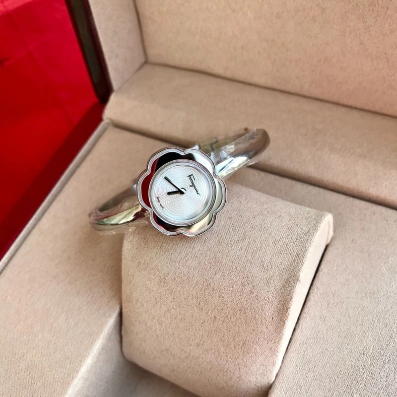 Versatile FERRAGAMO Watches 182302
