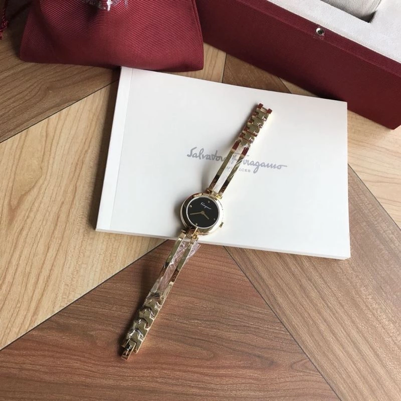 FERRAGAMO Watches Supportive 182289