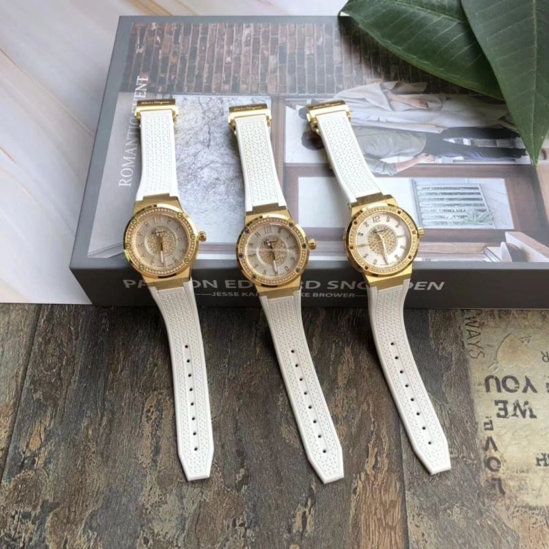 Modern FERRAGAMO Watches 182290