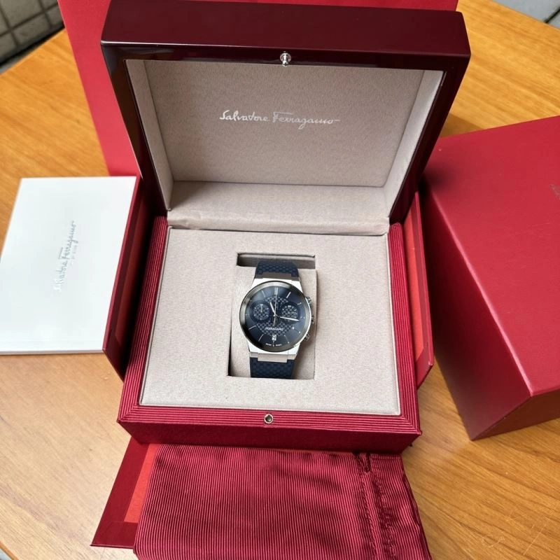 Bright FERRAGAMO Watches 182284