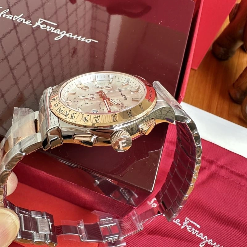 FERRAGAMO Watches Original 182280