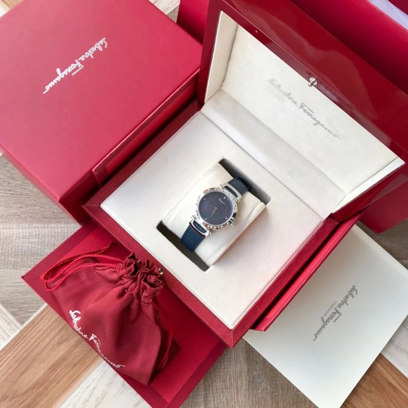 FERRAGAMO Watches Popular 182262