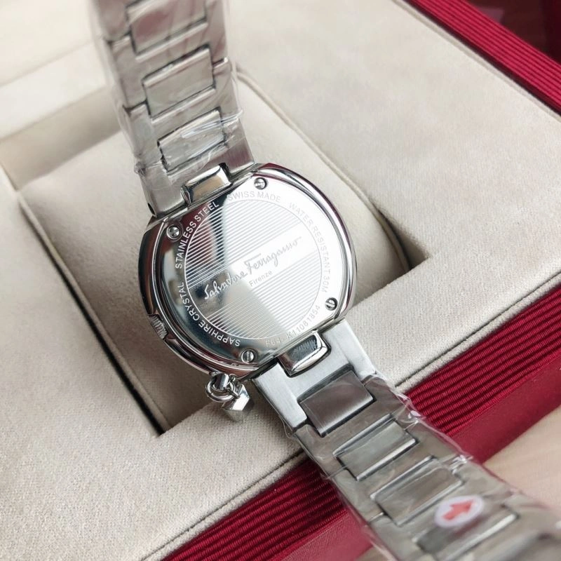 FERRAGAMO Watches Attractive 182254
