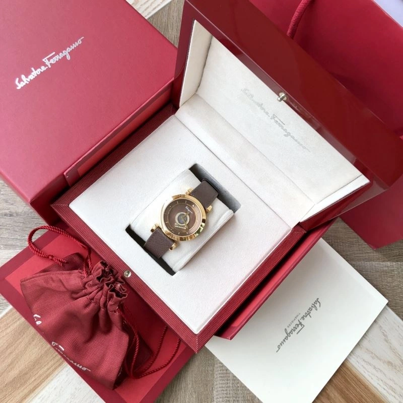 FERRAGAMO Watches Original 182251