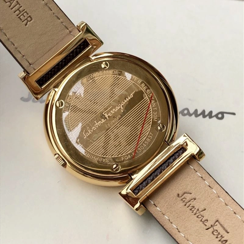 FERRAGAMO Watches Original 182251