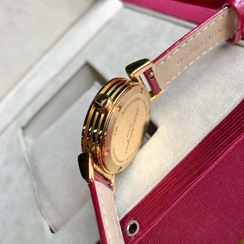 FERRAGAMO Watches Casual 182233