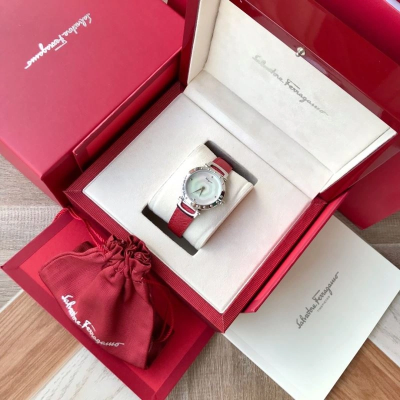 FERRAGAMO Watches FreshLook 182215