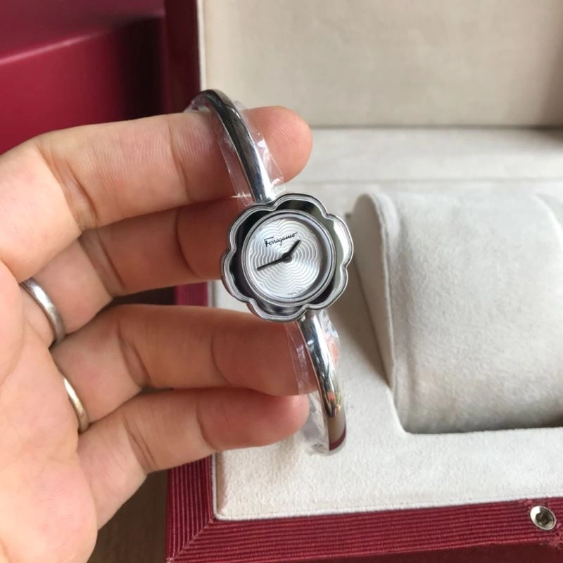 OnTrend FERRAGAMO Watches 182210
