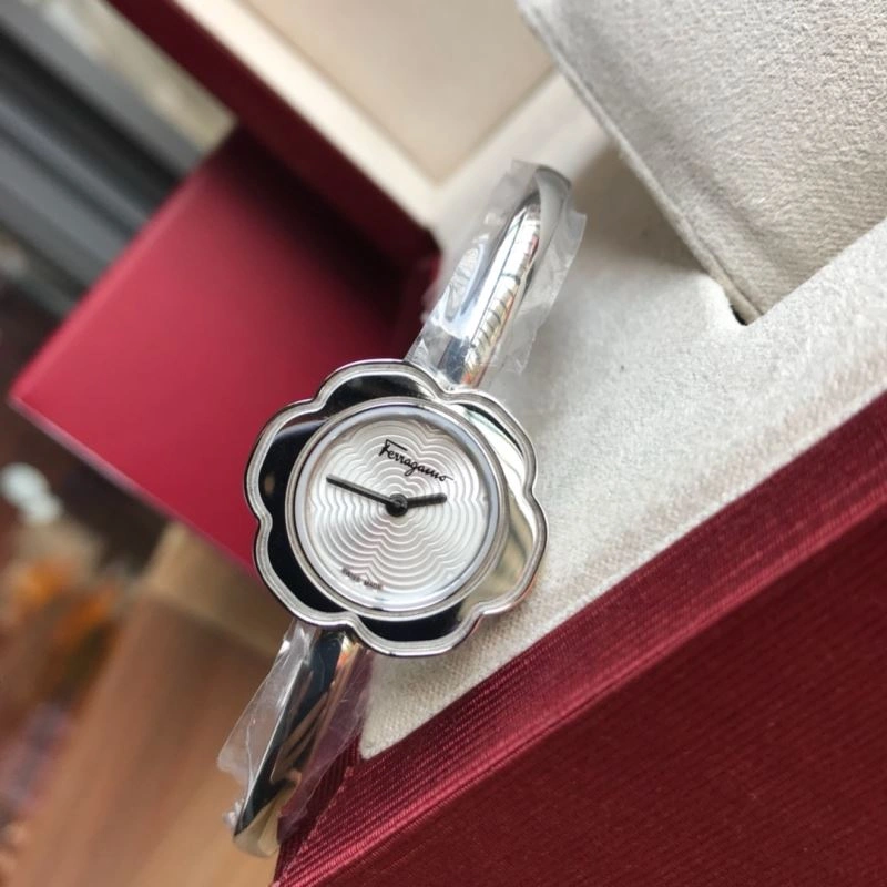 OnTrend FERRAGAMO Watches 182210