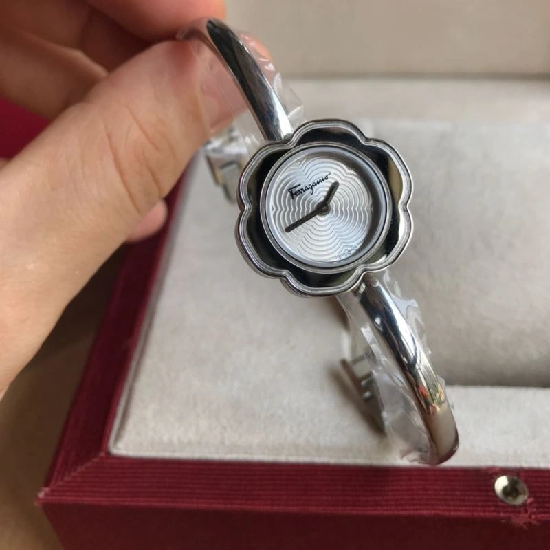OnTrend FERRAGAMO Watches 182210
