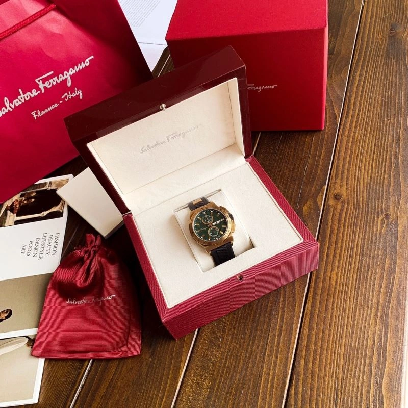 Durable FERRAGAMO Watches 182202