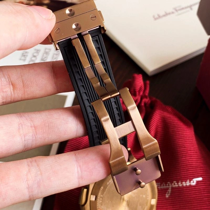Durable FERRAGAMO Watches 182202