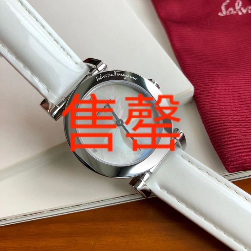 FERRAGAMO Watches SoftTouch 182182
