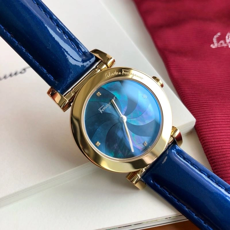 FERRAGAMO Watches SoftTouch 182182