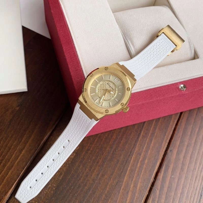 FERRAGAMO Watches SmoothTexture 182180