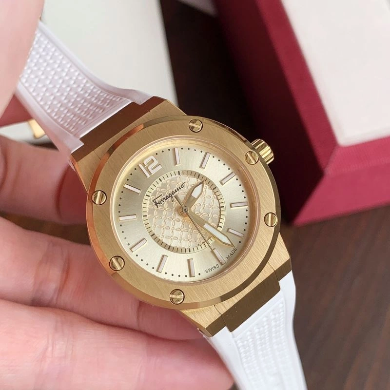 FERRAGAMO Watches SmoothTexture 182180