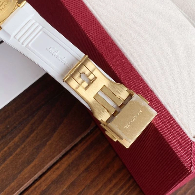 FERRAGAMO Watches SmoothTexture 182180