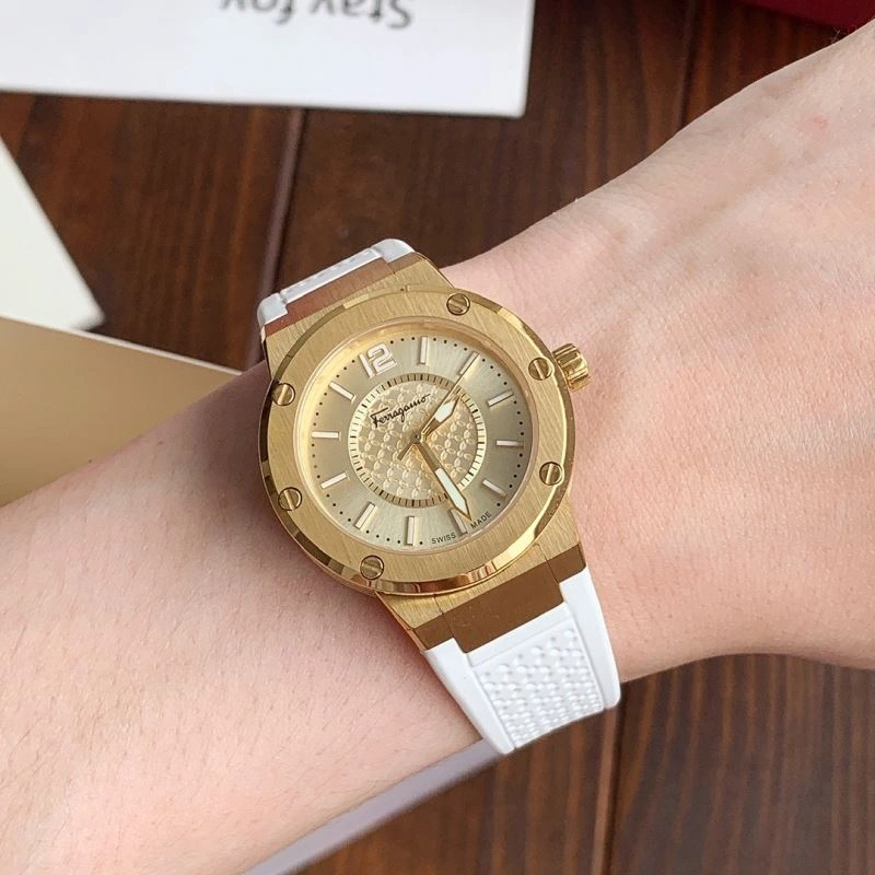 FERRAGAMO Watches SmoothTexture 182180