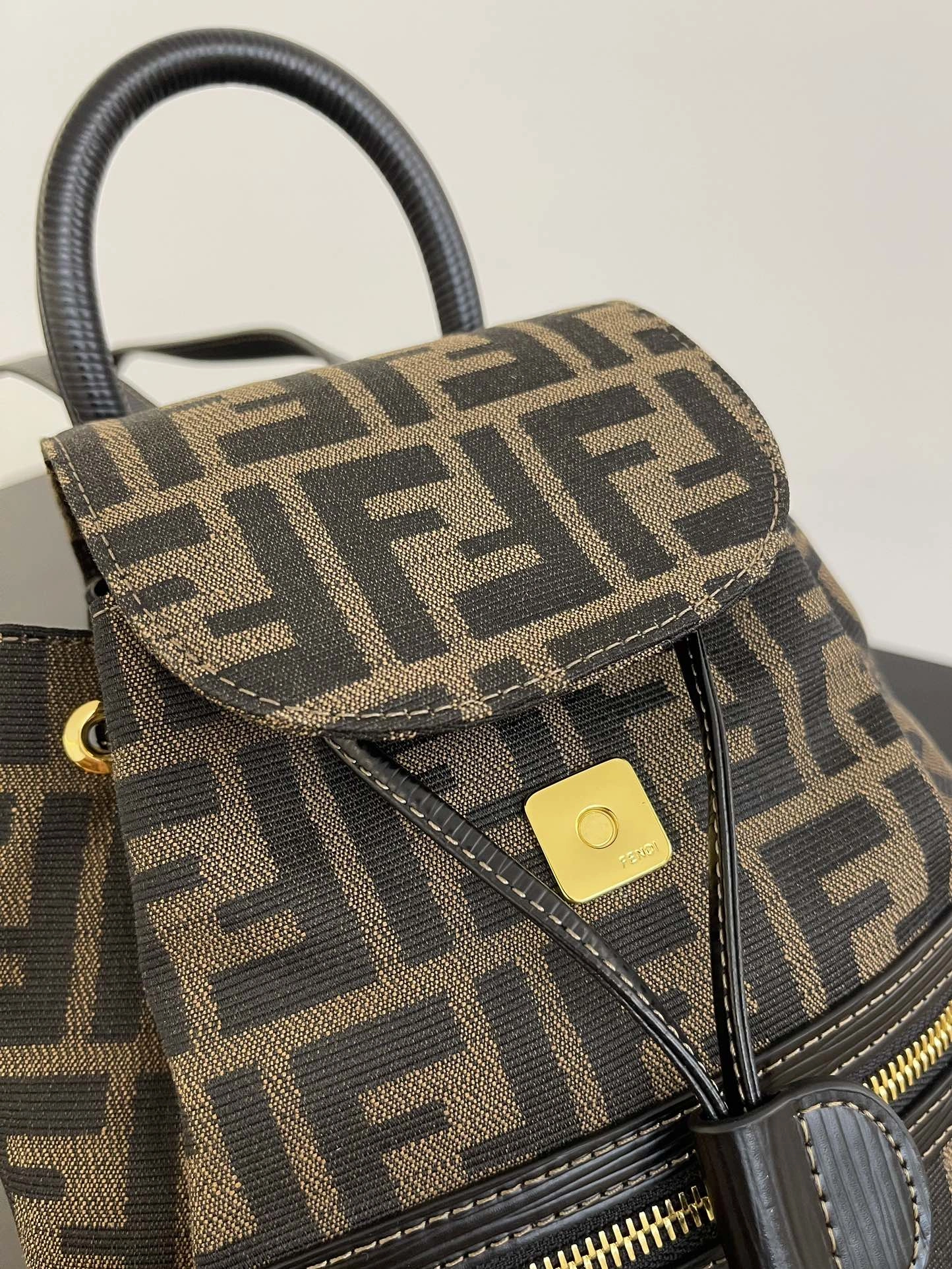 ModernLook Fendi Backpacks 69948