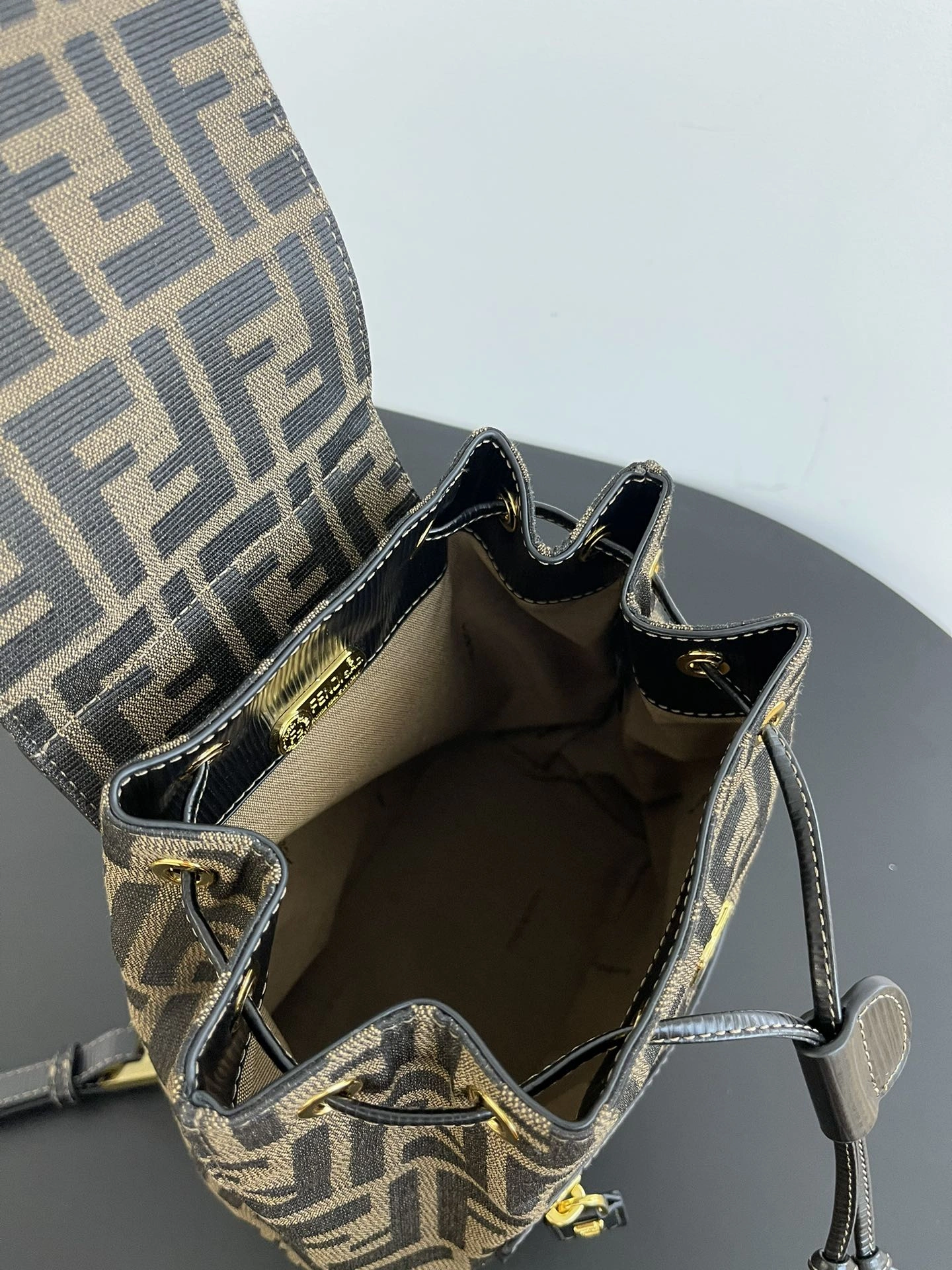 ModernLook Fendi Backpacks 69948