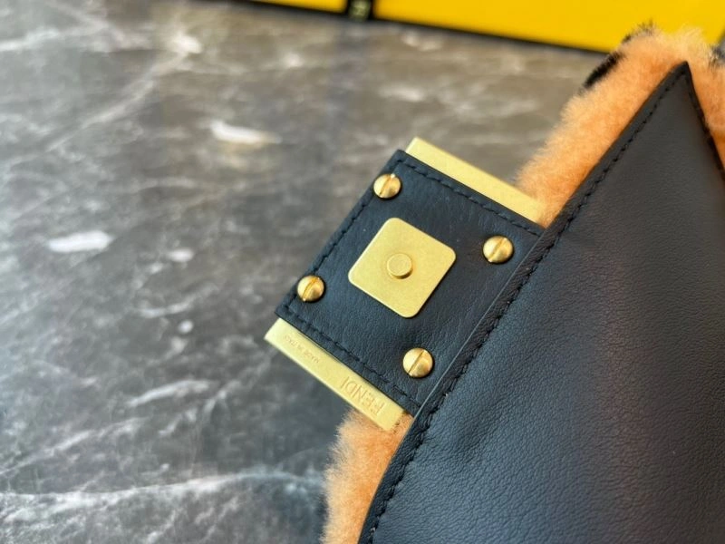 Fendi Baguette Bags Affordable 78302