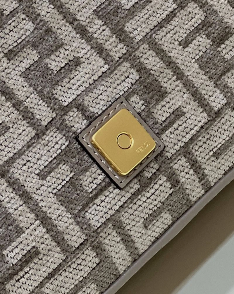 Stylish Fendi Baguette Bags 73012