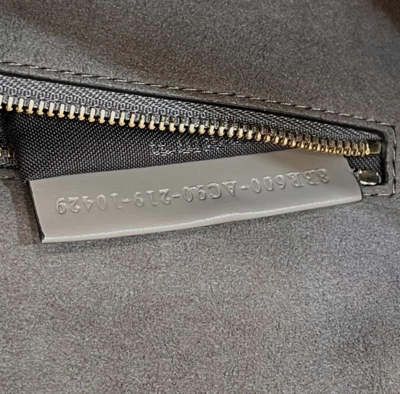 Stylish Fendi Baguette Bags 73012