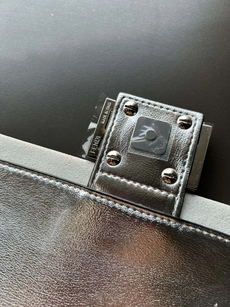 Fendi Baguette Bags WellDesigned 73011
