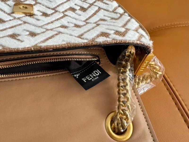 Elegant Fendi Baguette Bags 73038