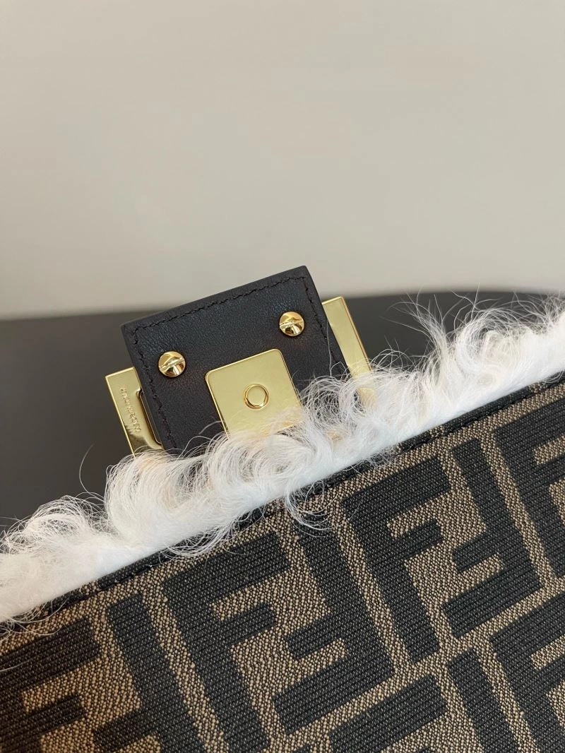 Fendi Baguette Bags HighQuality 73004