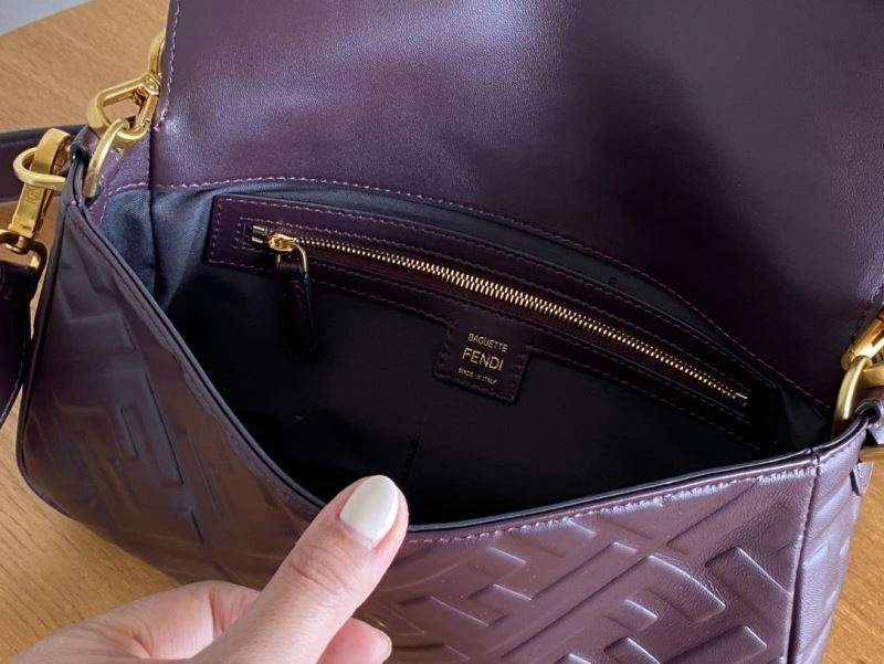 Practical Fendi Baguette Bags 73001