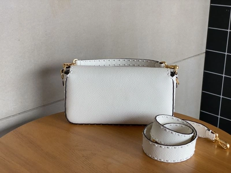 RelaxedFit Fendi Baguette Bags 73002