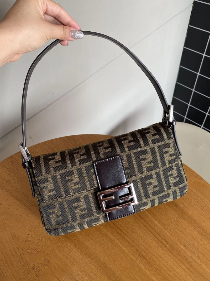 Breathable Fendi Baguette Bags 72998