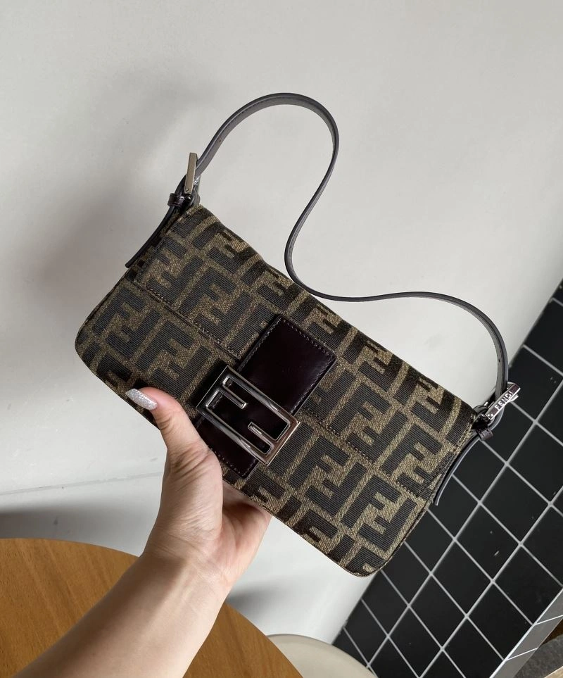 Breathable Fendi Baguette Bags 72998