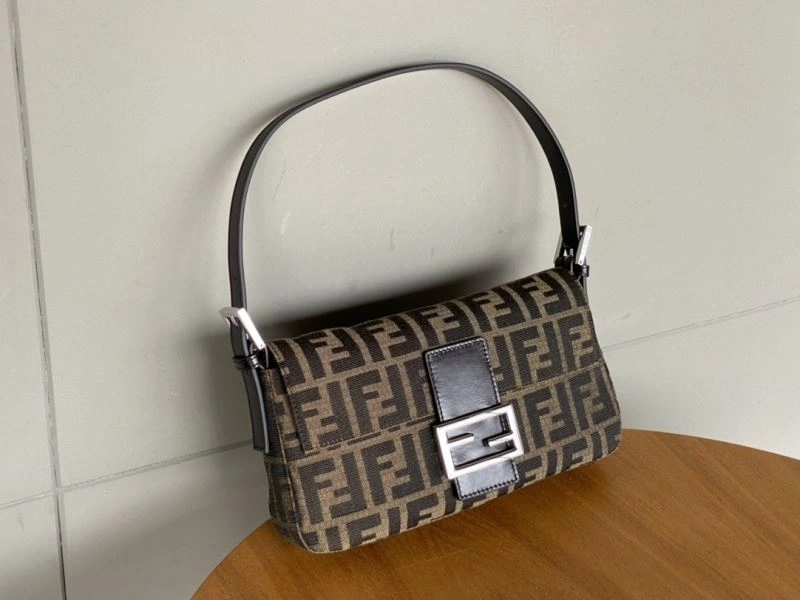 Breathable Fendi Baguette Bags 72998