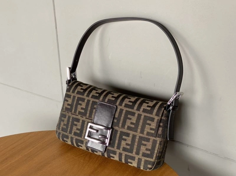 Breathable Fendi Baguette Bags 72998